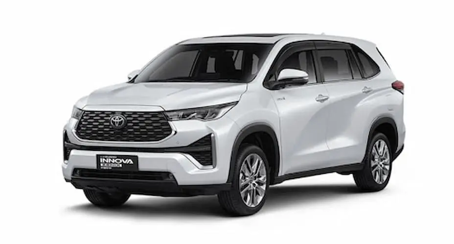 Innova Zenix – unit Fasya Rental Palembang